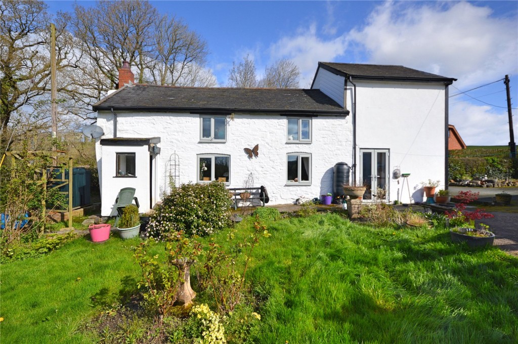 Llanwnog, Caersws, Powys, 3 bedroom, Detached Cottage