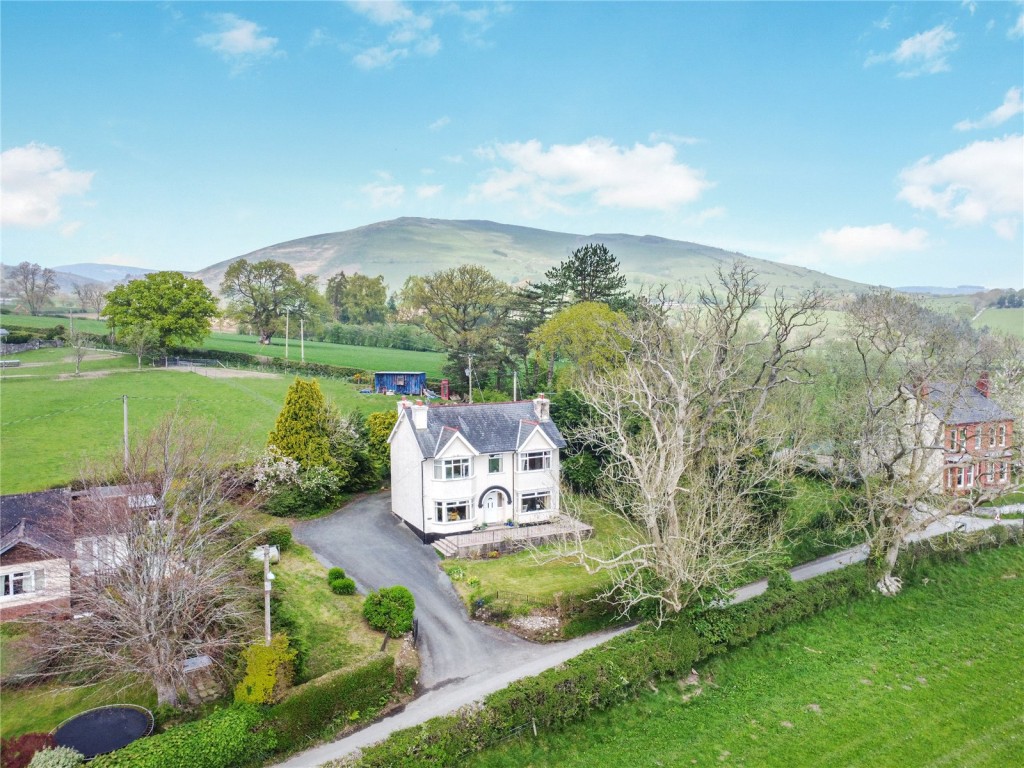Llanrhaeadr Ym Mochnant, Powys, LlanrhaeadrymMochnant, 4 bedroom, Detached House