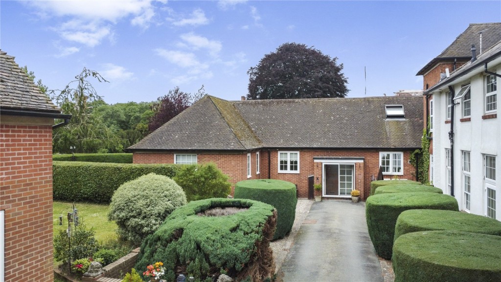 Rowton Castle, Halfway House, Shrewsbury, Shropshire, 2 bedroom, Semi